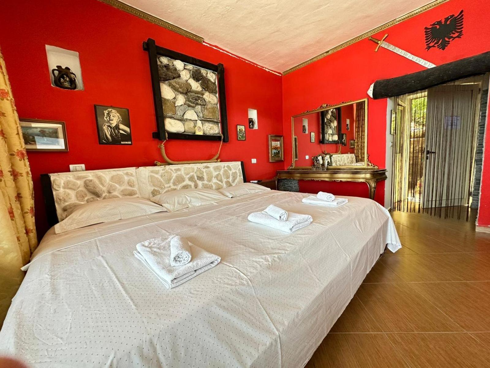 Hotel Vila "Oda E Miqve" Vlorë Εξωτερικό φωτογραφία
